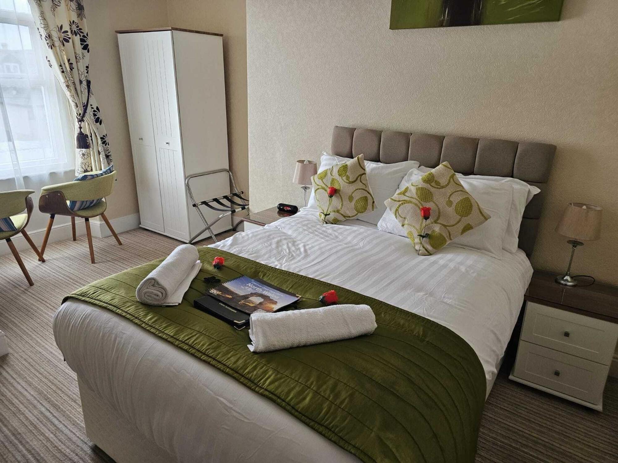 St. Hilary Guest House Llandudno Cameră foto
